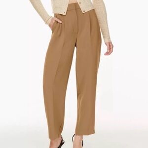 Aritzia Wilfred Carrot Pant in Saville